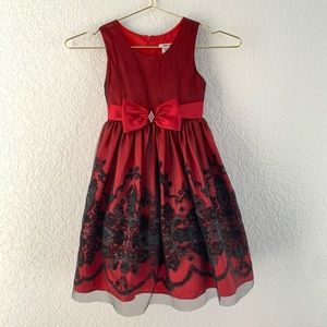 Pretty girls all over lace dress